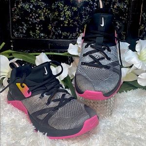 Nike Metcon Flyknit 3 - Women's - black/pink